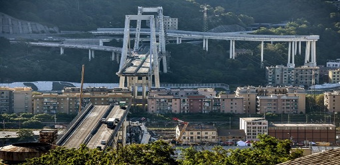 Au moins 35 personnes sont mortes après l'effondrement du pont routier en Italie
